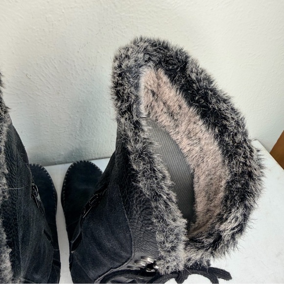 The North Face Janey black suede snow boot - Picture 4 of 9